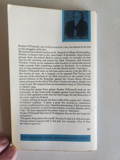 Islanders  By Peadar O' Donnell. Published By Mercier Press. First Edition 1963 Paperback In Good Condition.