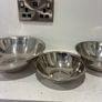 3 Stainless Steel Mixing Bowls Image 3
