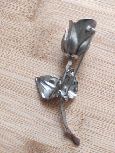 Vintage Giovanni brooch
