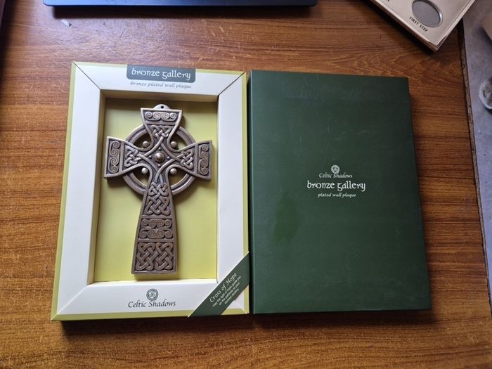 Royal Tara Irish Cross of Hope Gift Set