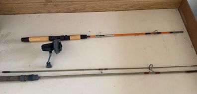 Vintage early 1970's Shakespeare Rods and Sinox Reel
