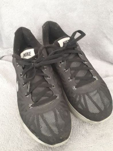 Nike Trainers. Size: 5 UK/38.5 EU  ..  Price Drop