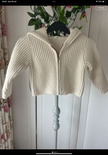 Cream hooded cardigan size 1 - 2 zipped front