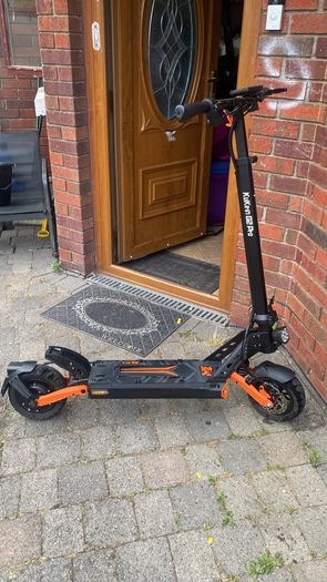 electric scooter