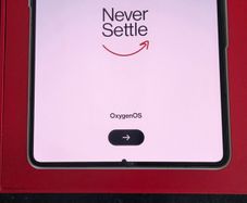 OnePlus Open - 16 GB RAM + 512 GB ROM | Emerald Dusk