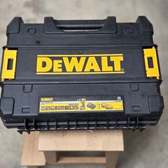 DeWALT DCD796P2 Cordless Drill