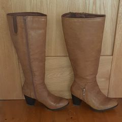 knee boots