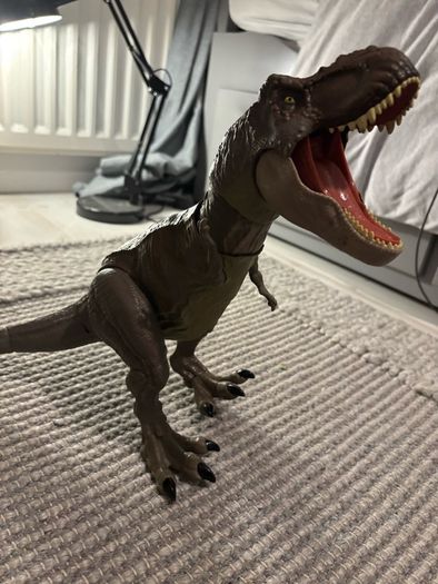 4x large toy dinosaurs