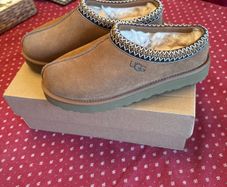 Uggs Tasman brand new in box! Uk 7