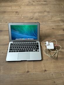 Apple MacBook Air 11 2014 , Core i5 , 4/128Gb