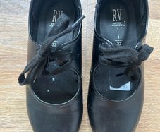 Girls Tap Shoes Size 1