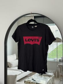Levis  black tee shirt