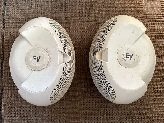 EV Evid 4.2 Outdoor Speakers Weather Proof - White