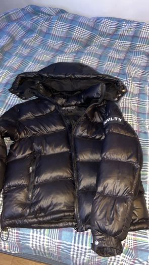 NVLTY black puffer jacket