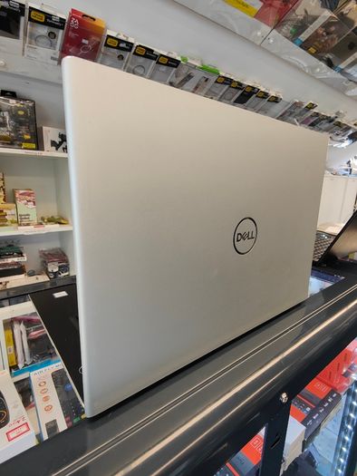 Dell Vostro 5471 Laptop 14" 8th Gen Core i5, Fast 500 SSD, 12GB RAM, Webcam, HDMI Windows 11 Pro