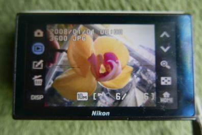 Nikon Coolpix S60-10 MP-Compact Digital Camera JAPAN-Charger-Tested
