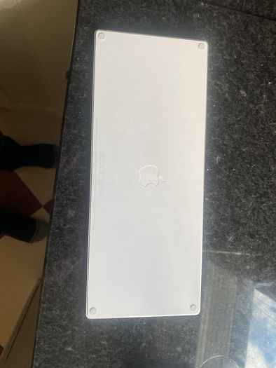 apple  magic keyboard model A1644