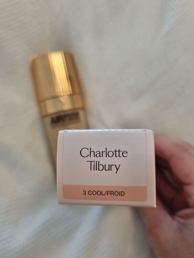 charlotte tilbury airbrush foundation