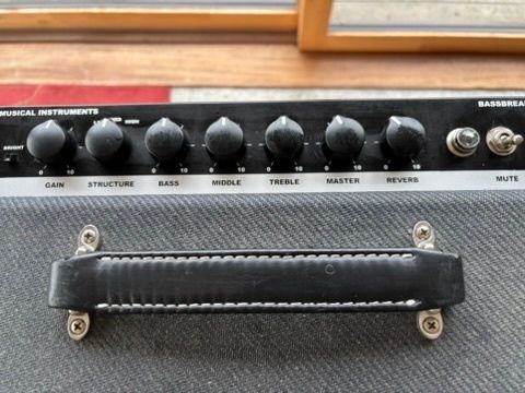 Fender BassBreaker Guitar Amp