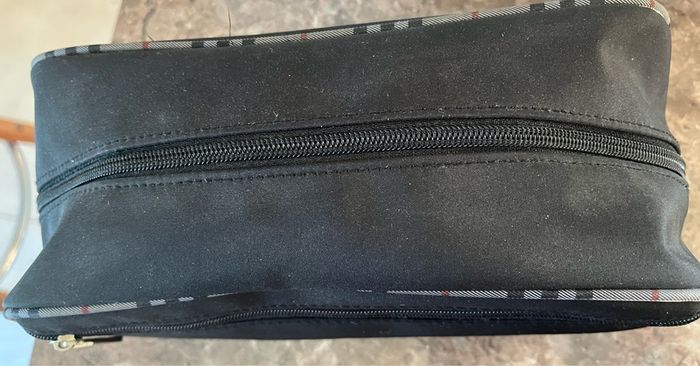 burberry fragrance cosmetic bag