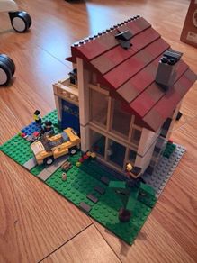Lego house 31012