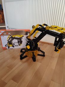 Hexbug construction set