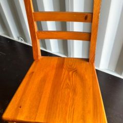 Dining solid wood chairs in pine