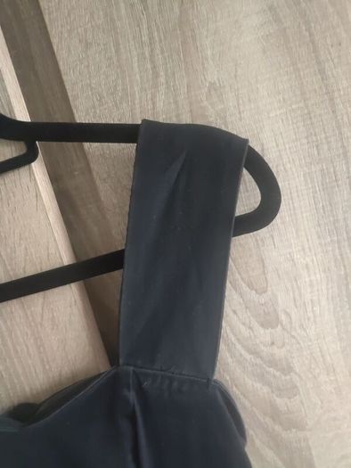 PRICE 39 euro Black villa dress size xs with zip