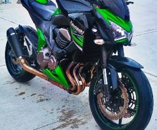 142 Kawasaki z800