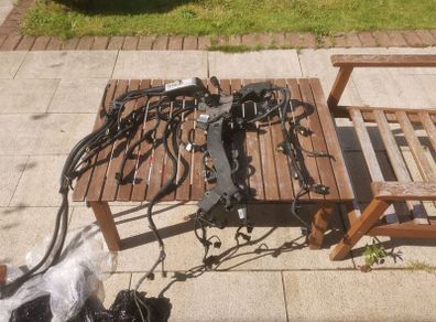 BMW 2009 E92 M3 S65B40A engine wiring loom manual