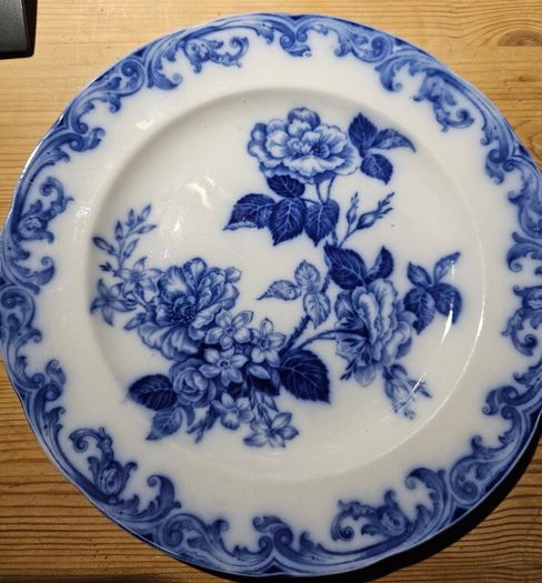 Rare Antique C1887 Wedgwood Flow Blue "Rose and Jessamine" Plate