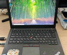 Lenovo ThinkPad X270 i5 8GB RAM 256GB SSD Windows 10