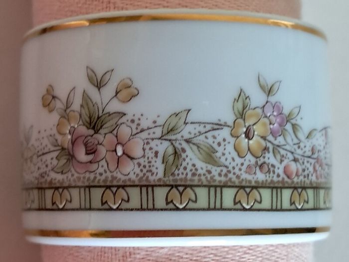 Vintage Noritake Hand Painted Ceramic Napkin Rings