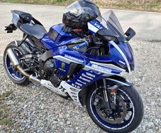 Beautiful 2020 Yamaha R1 fresh new model