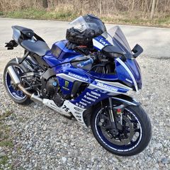 Beautiful 2020 Yamaha R1 fresh new model