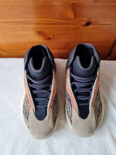 2021 adidas yeezy qntm Size 4 eu 36 2/3 flash orange in excellent condition