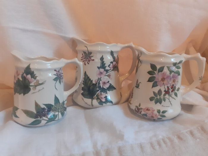 Ballyporeen Wildflower Jugs.