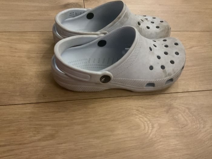 Light blue crocs