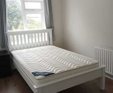 Bed frame and mattress - Monaco White