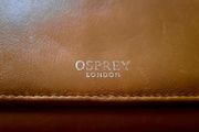 Osprey leather purse by Graeme Ellisdon in very good condition with some signs of wear see all photos and see last two photos for exact measurements FREE STANDARD POSTAGE INCLUDED