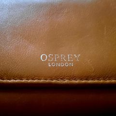Osprey leather purse by Graeme Ellisdon in very good condition with some signs of wear see all photos and see last two photos for exact measurements FREE STANDARD POSTAGE INCLUDED