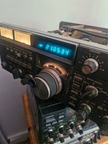 Yaesu ft -102 Icom 720A