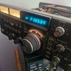 Yaesu ft -102 Icom 720A