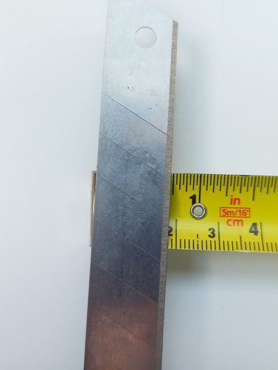 Snap-off blades   H 18mm L 11cm  5pc in the pack