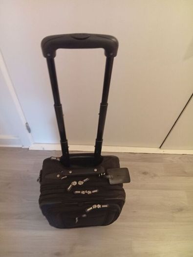 New Travel Business Language in the wheels