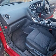 Peugeot 3008 2011
