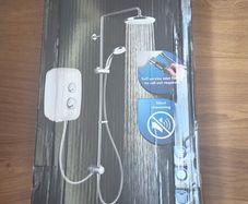 Electric showers Mira