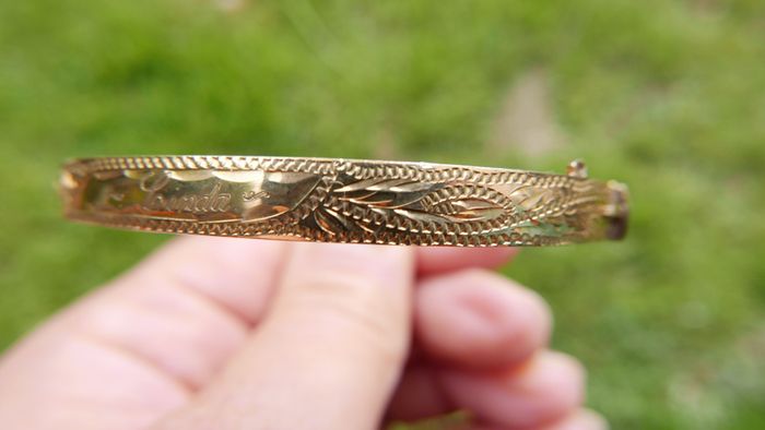 Vintage Ladies 18CT GOLD PLATED Bangle Bracelet