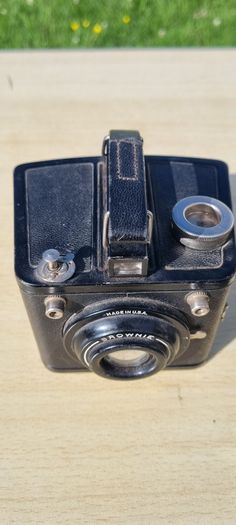 Kodak Brownie Flash Six-20
