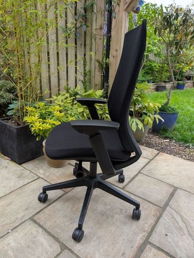 ergonomic office chair